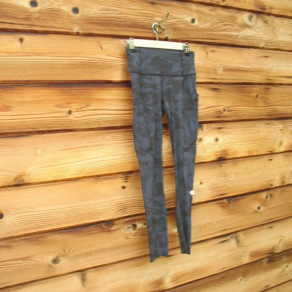 Lululemon Womens Camo Fast  Free Tights Size 4